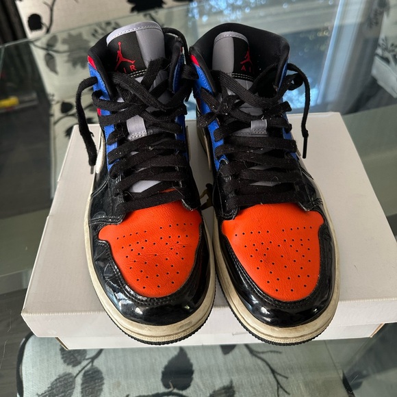 Womens Air Jordan 1 Mid SE - Picture 6 of 6